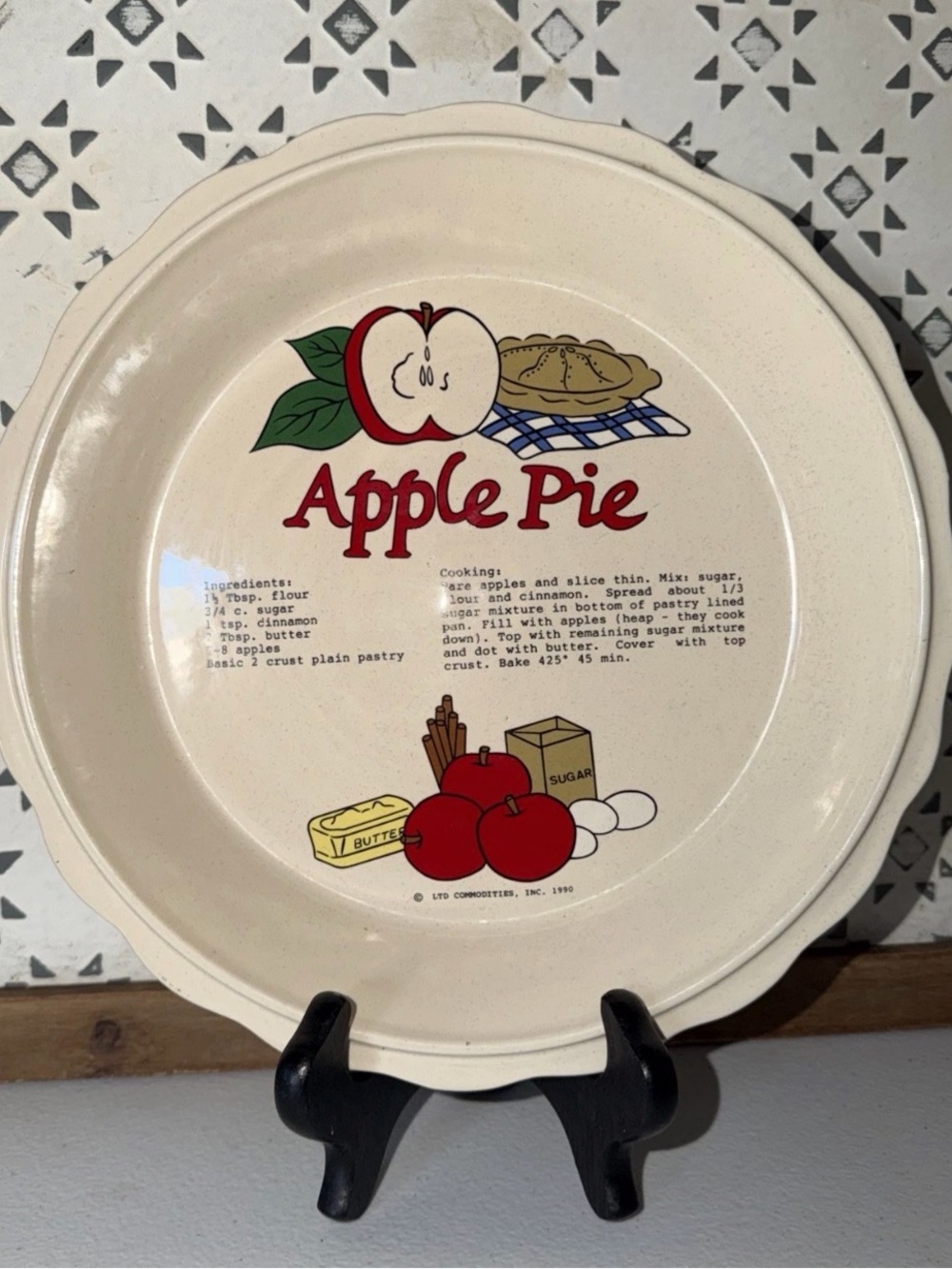 Apple Pie Ceramic Serving Plate - Cream with Red Graphics